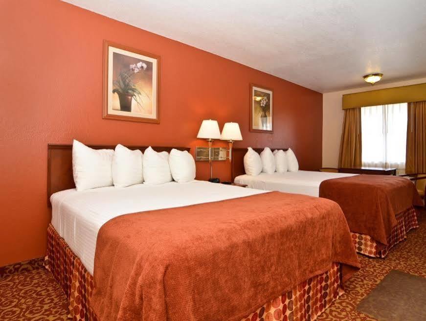 Surestay Hotel By Best Western Zapata Εξωτερικό φωτογραφία